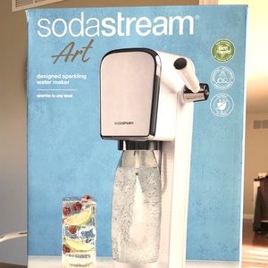 BRAND NEW Sodastream Art Sparkling Water Maker